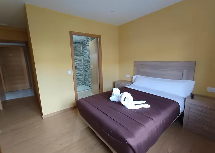 ゲストハウス Palomos San Xoán de Río